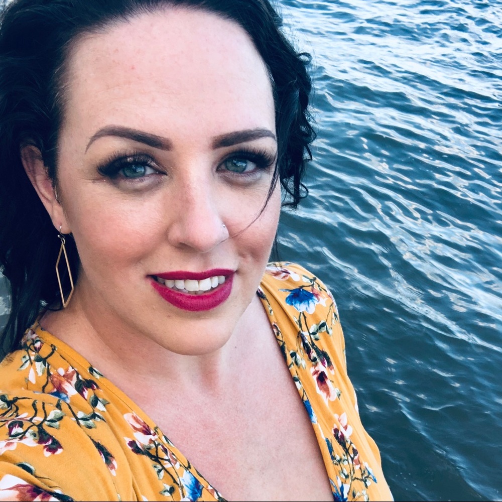 Meet your Posher, Megan
